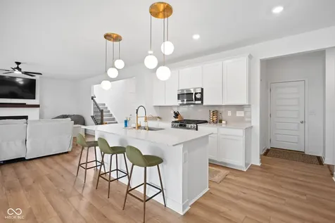 9149 Rockville Mccordsville IN 46055
