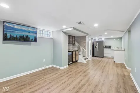 6379 N Park Avenue Indianapolis IN 46220