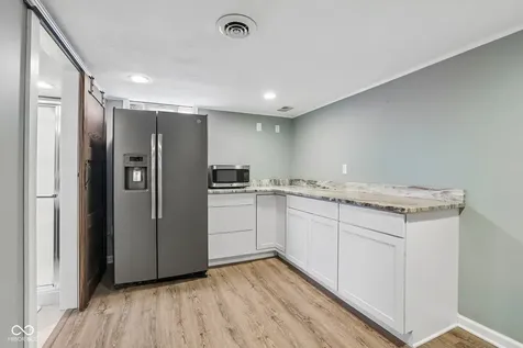 6379 N Park Avenue Indianapolis IN 46220