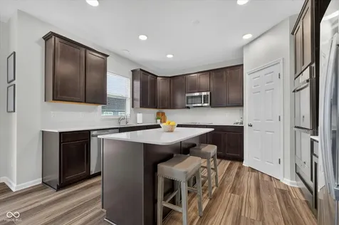 12378 Rooster Court Noblesville IN 46060
