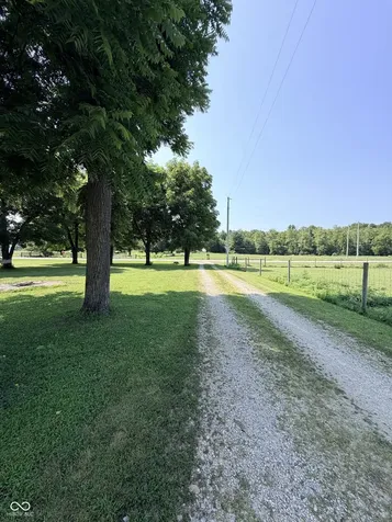 3640 W Co Rd 650 N Connersville IN 47331