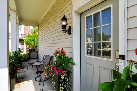 12689 Hollice Fishers IN 46037