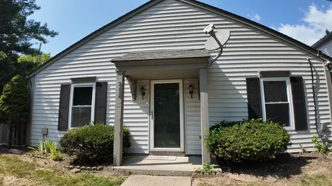 5938 Deerwood Indianapolis IN 46254