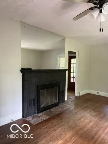 5685 Darwin Road West Terre Haute IN 47885