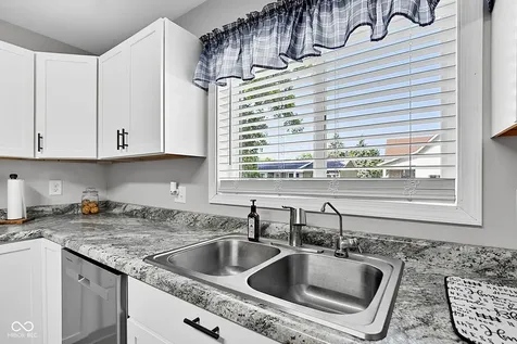 825 W Essex Street Lebanon IN 46052