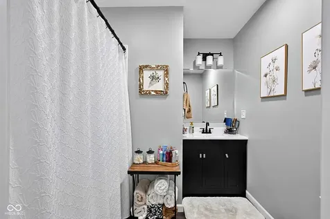 825 W Essex Street Lebanon IN 46052