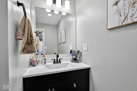 825 W Essex Street Lebanon IN 46052