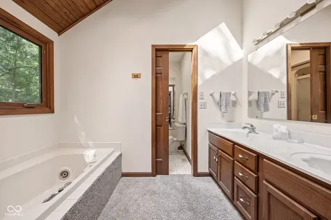 510 Shadowcrest Court Noblesville IN 46060