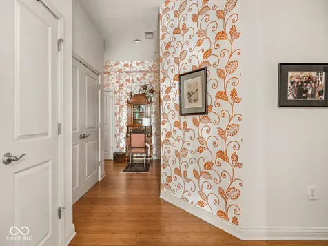 350 N Meridian Indianapolis IN 46204