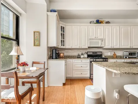 350 N Meridian Indianapolis IN 46204