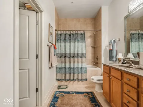 350 N Meridian Indianapolis IN 46204