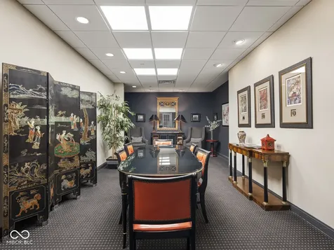 350 N Meridian Indianapolis IN 46204