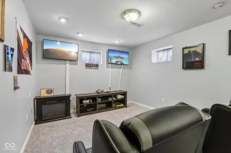 7194 Rodney Place Noblesville IN 46062