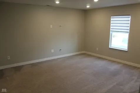 1169 Meadowbank Lane Avon IN 46123