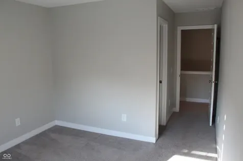 1169 Meadowbank Lane Avon IN 46123