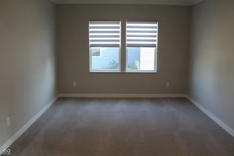 1169 Meadowbank Lane Avon IN 46123