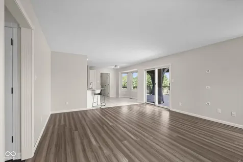 7975 Meadow Bend Circle Indianapolis IN 46259