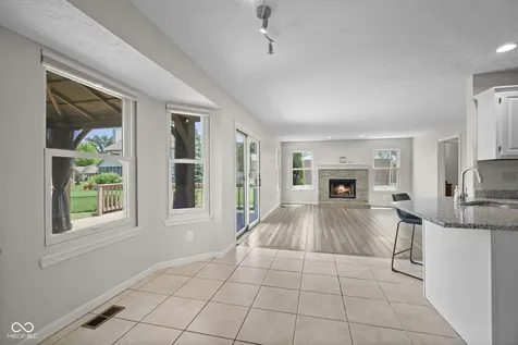 7975 Meadow Bend Circle Indianapolis IN 46259