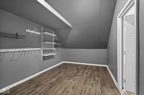 7975 Meadow Bend Circle Indianapolis IN 46259