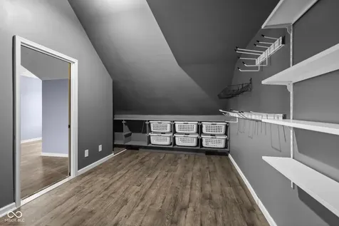 7975 Meadow Bend Circle Indianapolis IN 46259