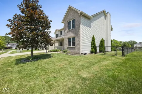 7975 Meadow Bend Circle Indianapolis IN 46259