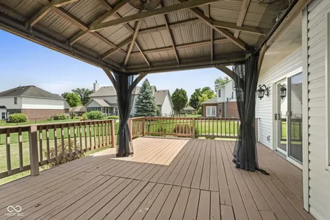 7975 Meadow Bend Circle Indianapolis IN 46259