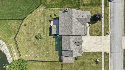 7975 Meadow Bend Circle Indianapolis IN 46259