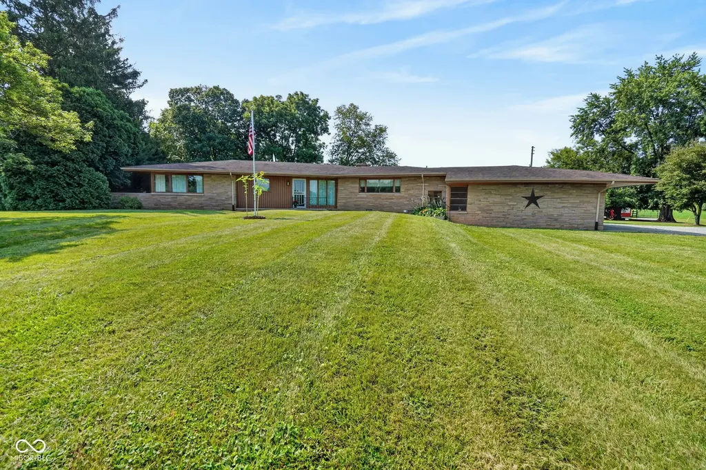 1220 S State Road 67 Pendleton IN 46064