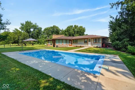 1220 S State Road 67 Pendleton IN 46064