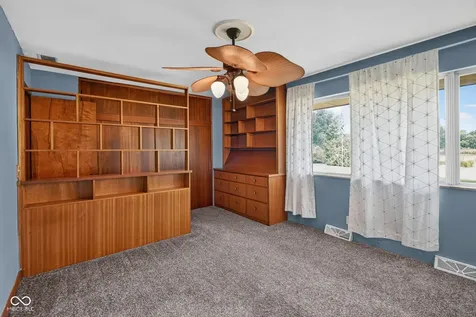 1220 S State Road 67 Pendleton IN 46064