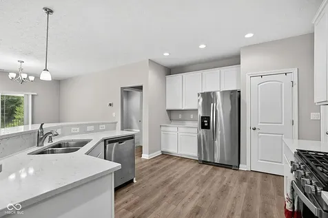 1019 Stallion Court Indianapolis IN 46260