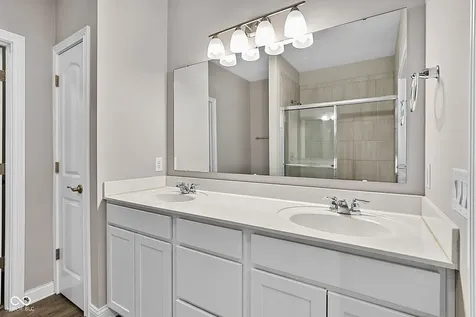 1019 Stallion Court Indianapolis IN 46260