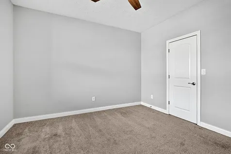 1019 Stallion Court Indianapolis IN 46260