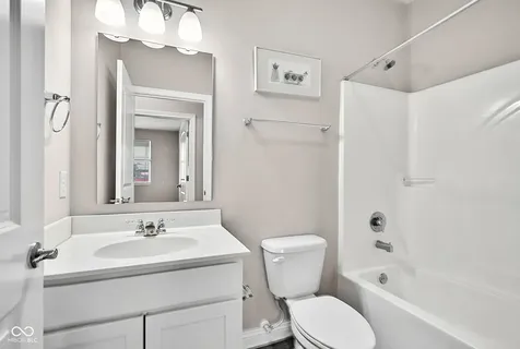 1019 Stallion Court Indianapolis IN 46260