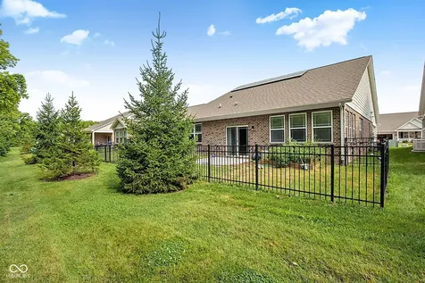 1019 Stallion Court Indianapolis IN 46260