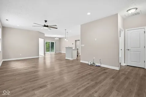 1019 Stallion Court Indianapolis IN 46260