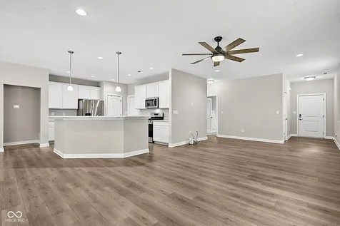 1019 Stallion Court Indianapolis IN 46260