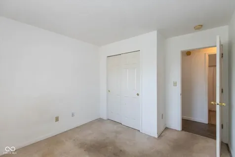 7136 Pluto Drive Indianapolis IN 46241