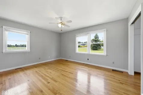 1041 N Us Highway 421 Whitestown IN 46075