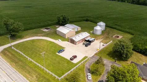 1041 N Us Highway 421 Whitestown IN 46075