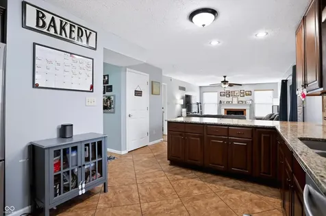 11803 Halle Drive Indianapolis IN 46229