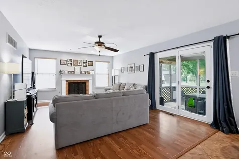 11803 Halle Drive Indianapolis IN 46229