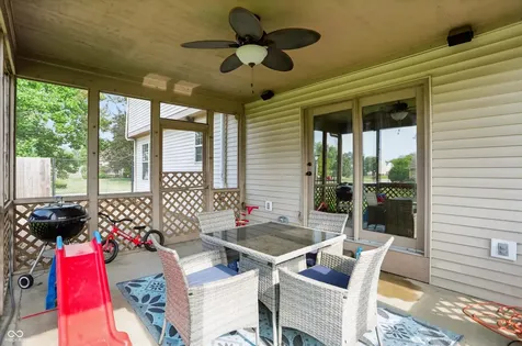 11803 Halle Drive Indianapolis IN 46229