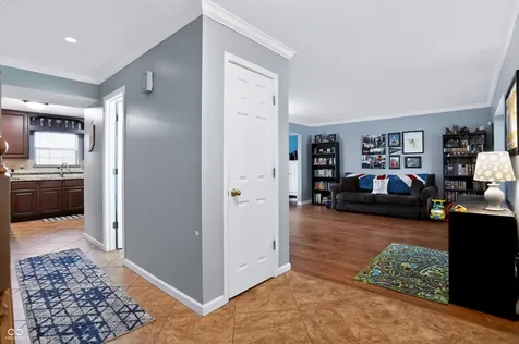 11803 Halle Drive Indianapolis IN 46229