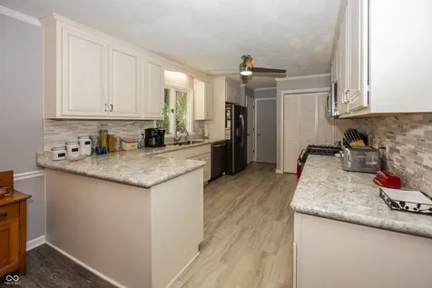 1244 Apple Street Greenfield IN 46140