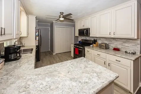 1244 Apple Street Greenfield IN 46140