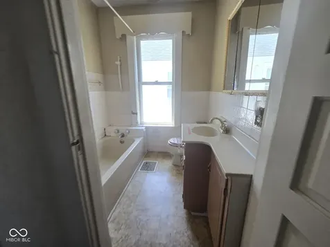 408 Barnett Street Vincennes IN 47591