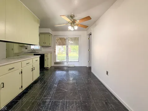 6191 N 200 W Columbus IN 47201