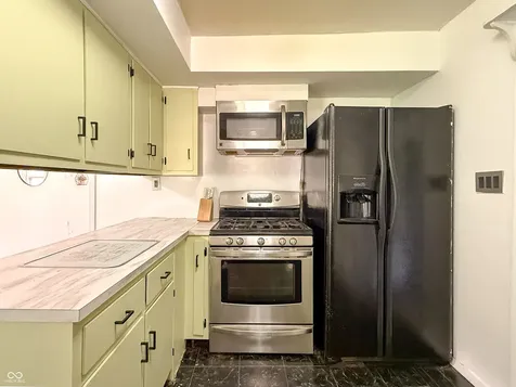 6191 N 200 W Columbus IN 47201