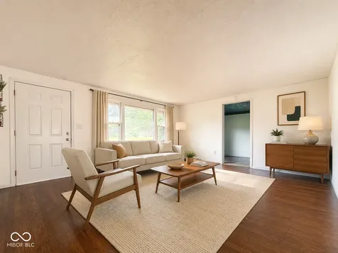 6191 N 200 W Columbus IN 47201